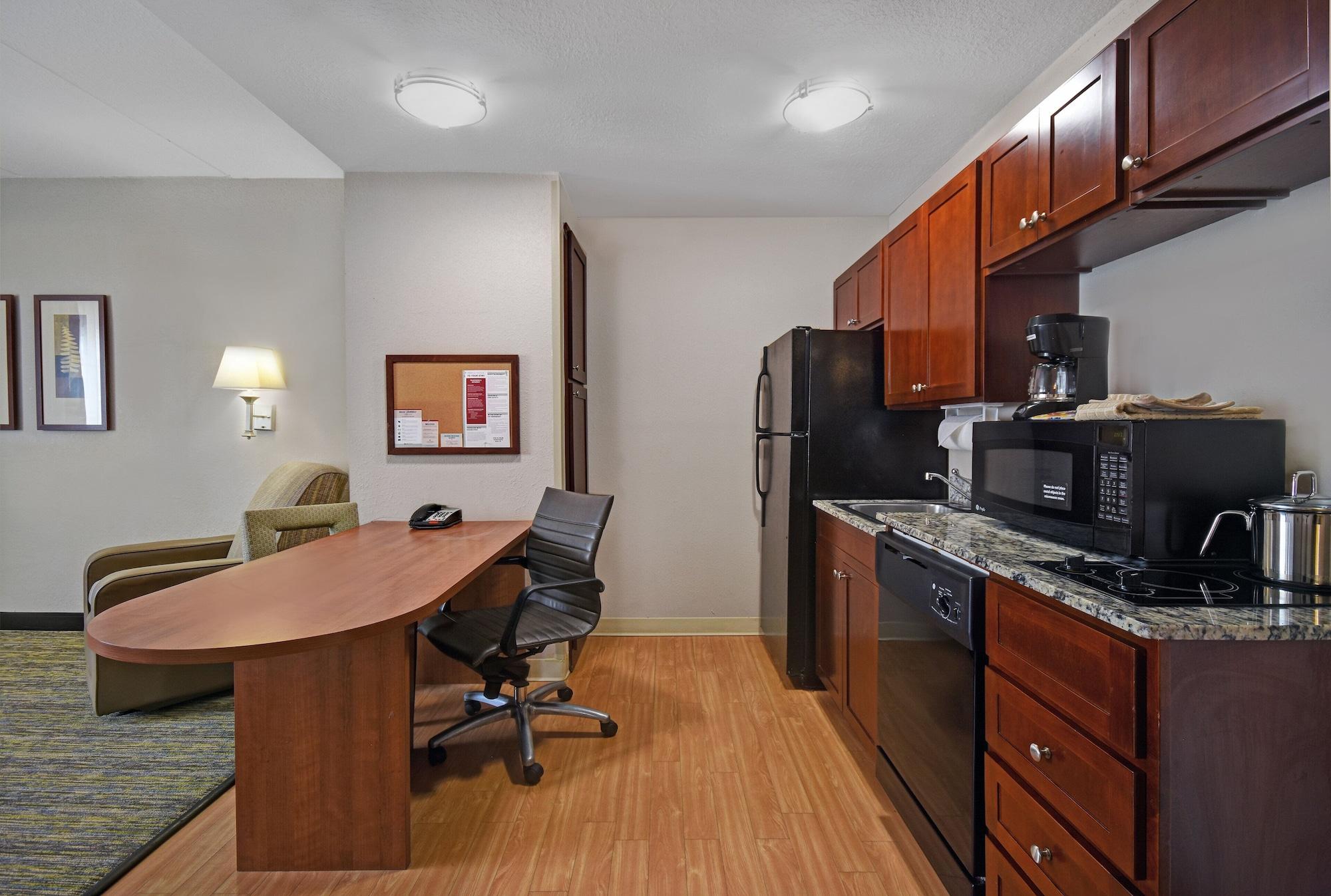Candlewood Suites Columbia-Fort Jackson By Ihg Экстерьер фото