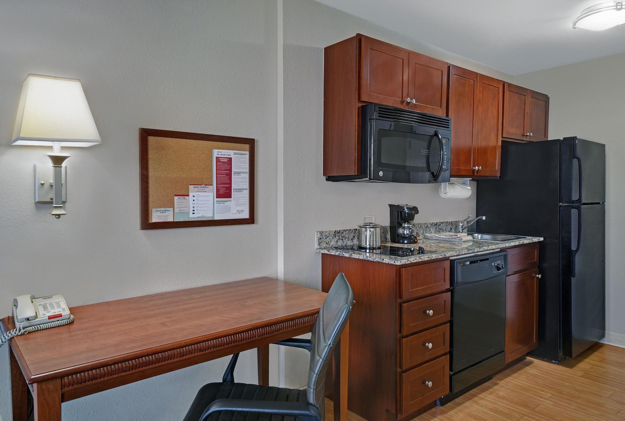 Candlewood Suites Columbia-Fort Jackson By Ihg Экстерьер фото